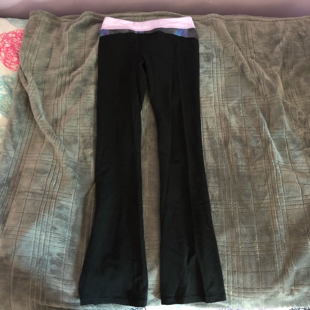 Slightly worn ivvia bootcut leggings